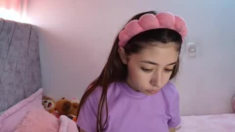 Snapshot of kimmy_veggaa chatting on September 29, 2025, 3:17 pm kimm online show from September 29, 2025, 3:17 pm
