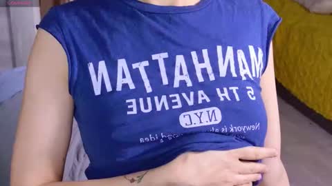 Snapshot of kimmycutes chatting on November 8, 2025, 11:10 am KimmyCutes online show from November 8, 2025, 11:10 am