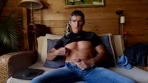 Snapshot of kimonoblues chatting on November 22, 2025, 2:05 pm kimonoblues online show from November 22, 2025, 2:05 pm