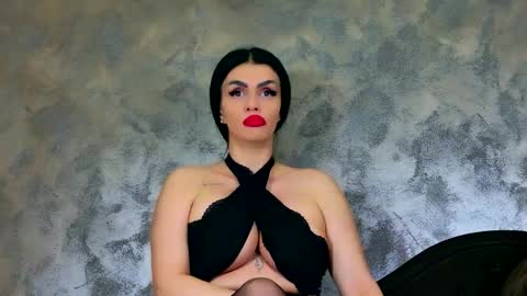 Kim Wilmes online show from May 20, 2026, 2:12 pm