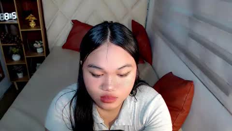 Snapshot of kina_greyx chatting on March 9, 2026, 5:44 am kina online show from March 9, 2026, 5:44 am