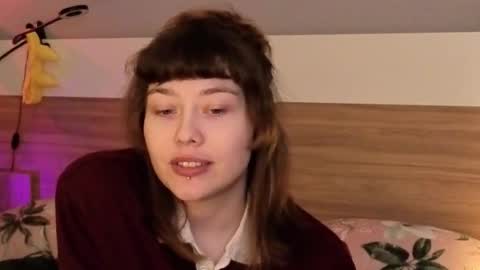 Snapshot of kina_ka chatting on December 18, 2025, 5:35 am kina_ka online show from December 18, 2025, 5:35 am