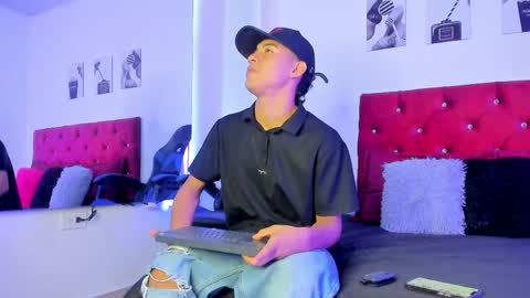 Snapshot of king_ares1 chatting on April 19, 2026, 2:00 am king_ares1 online show from April 19, 2026, 2:00 am