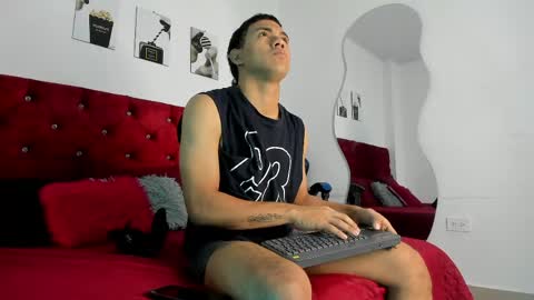 Snapshot of king_ares1 chatting on May 8, 2026, 11:04 am king_ares1 online show from May 8, 2026, 11:04 am