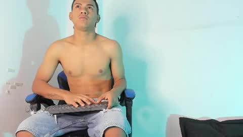 Snapshot of king_ares1 chatting on June 19, 2026, 11:03 am king_ares1 online show from June 19, 2026, 11:03 am