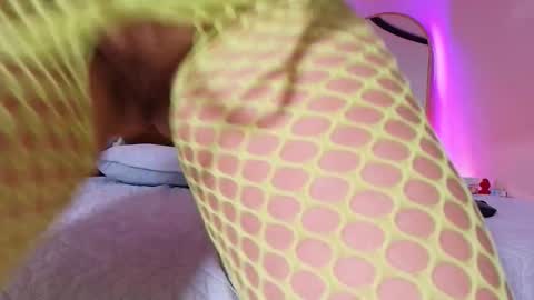 Bella online show from February 11, 2026, 3:00 am