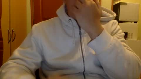 king_cobr online show from February 3, 2025, 7:42 pm