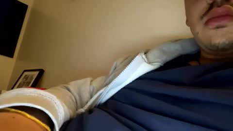 king_cobr online show from October 5, 2025, 2:26 pm