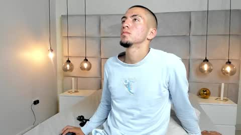 Snapshot of king_dante_ chatting on December 10, 2024, 12:06 am King Dante online show from December 10, 2024, 12:06 am