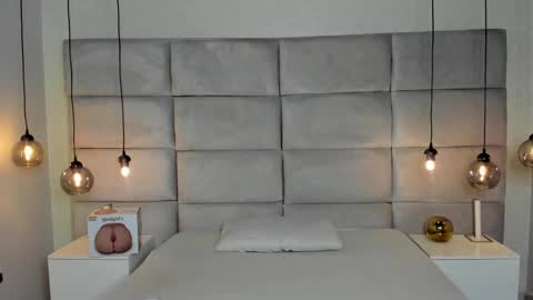 Snapshot of king_dante_ chatting on February 20, 2025, 9:09 pm King Dante online show from February 20, 2025, 9:09 pm