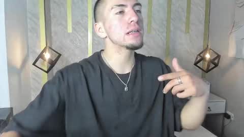 Snapshot of king_dante_ chatting on March 10, 2025, 8:12 pm King Dante online show from March 10, 2025, 8:12 pm