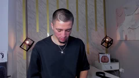 Snapshot of king_dante_ chatting on March 11, 2025, 12:11 am King Dante online show from March 11, 2025, 12:11 am