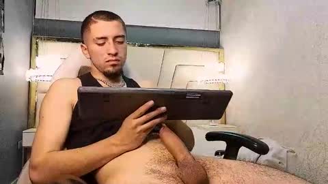 Snapshot of king_dante_ chatting on October 8, 2025, 2:14 pm King Dante online show from October 8, 2025, 2:14 pm