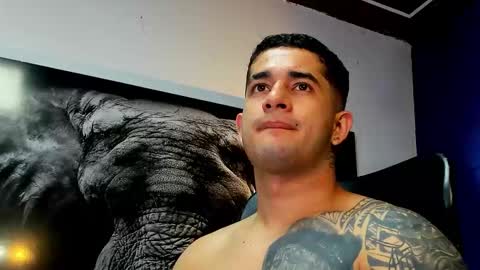 Angel Falconer online show from November 30, 2025, 11:58 am