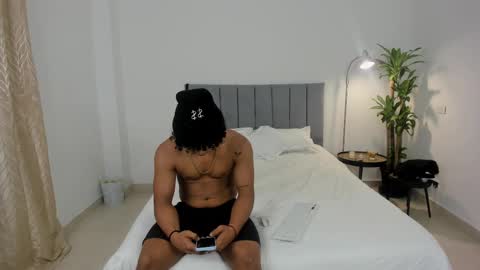 Snapshot of king_master77 chatting on February 21, 2025, 11:11 am king_master77 online show from February 21, 2025, 11:11 am