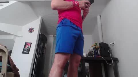 king_russo online show from November 9, 2025, 7:23 pm