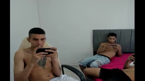 king_warlord online show from March 21, 2026, 8:23 pm