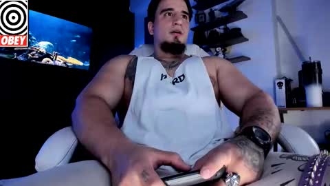 Snapshot of kingbear777 chatting on November 17, 2025, 8:58 pm King Bear online show from November 17, 2025, 8:58 pm