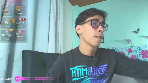 kingdanny_8 online show from October 27, 2025, 2:26 am