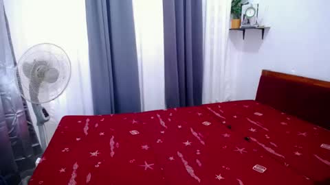 kingdomcum96 online show from May 24, 2026, 4:50 am