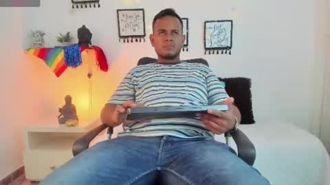Snapshot of kingg_jay chatting on July 7, 2026, 11:36 am kingg_jay online show from July 7, 2026, 11:36 am