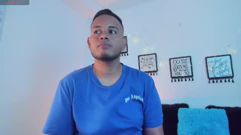 Snapshot of kingg_jay chatting on July 9, 2026, 11:25 am kingg_jay online show from July 9, 2026, 11:25 am
