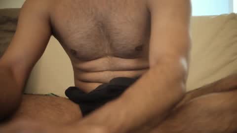 Snapshot of kingindisguise69 chatting on October 29, 2025, 12:02 am kingindisguise69 online show from October 29, 2025, 12:02 am