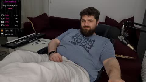 Marti online show from February 2, 2025, 9:23 pm