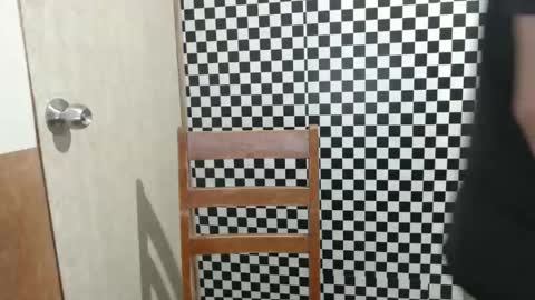 Yuki online show from February 25, 2026, 10:08 pm