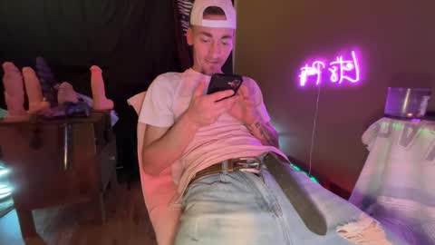 Snapshot of kinksss4all chatting on March 30, 2026, 7:31 am KinkPLAY9 online show from March 30, 2026, 7:31 am