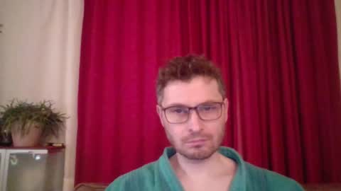 Snapshot of kinksubbydubby chatting on December 18, 2025, 11:22 pm kinksubbydubby online show from December 18, 2025, 11:22 pm