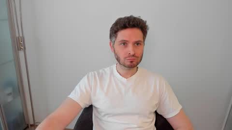Snapshot of kinksubbydubby chatting on March 15, 2026, 3:29 pm kinksubbydubby online show from March 15, 2026, 3:29 pm