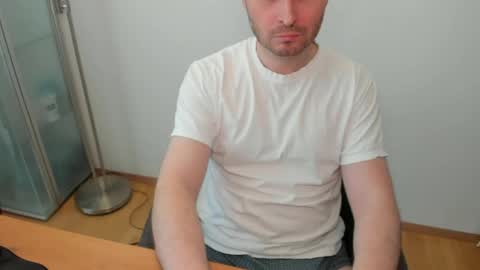 Snapshot of kinksubbydubby chatting on March 30, 2026, 4:52 pm kinksubbydubby online show from March 30, 2026, 4:52 pm