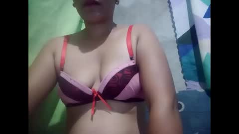 Snapshot of kinky27782 chatting on January 11, 2026, 3:28 pm kinky27782 online show from January 11, 2026, 3:28 pm