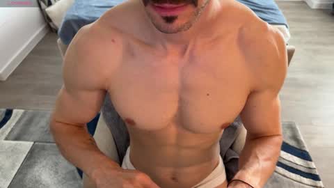 Snapshot of kinky_alonzo chatting on September 25, 2025, 9:57 am Alonzo online show from September 25, 2025, 9:57 am