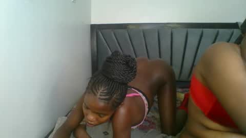 kinky_aria online show from November 30, 2025, 8:57 pm