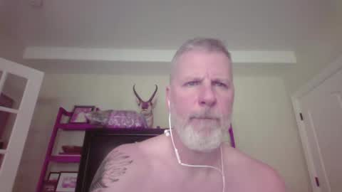 kinky_keven online show from September 22, 2025, 5:37 pm