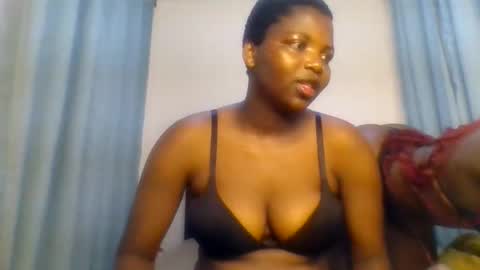 Snapshot of kinky_lola1 chatting on September 13, 2025, 11:10 am Lola online show from September 13, 2025, 11:10 am