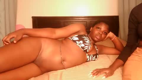 Snapshot of kinky_lola1 chatting on September 23, 2025, 12:57 am Lola online show from September 23, 2025, 12:57 am