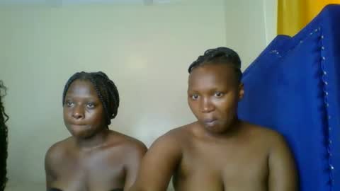 Snapshot of kinky_roey chatting on February 21, 2025, 8:07 am kinky_roey online show from February 21, 2025, 8:07 am