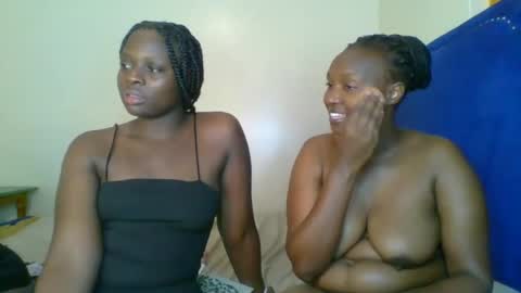 Snapshot of kinky_roey chatting on February 24, 2025, 8:17 am kinky_roey online show from February 24, 2025, 8:17 am