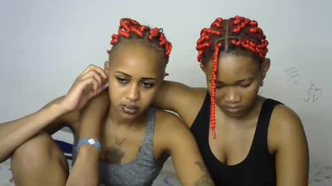 Cupshee and cushey online show from September 17, 2025, 1:07 am