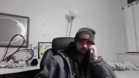 Snapshot of kinkycouple1789 chatting on December 15, 2024, 11:42 pm Maysie and Hunter online show from December 15, 2024, 11:42 pm