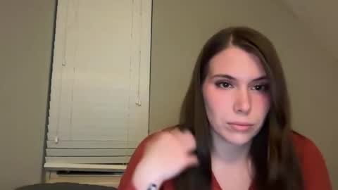 Snapshot of kinkycreative chatting on November 17, 2025, 11:21 pm kinkycreative online show from November 17, 2025, 11:21 pm