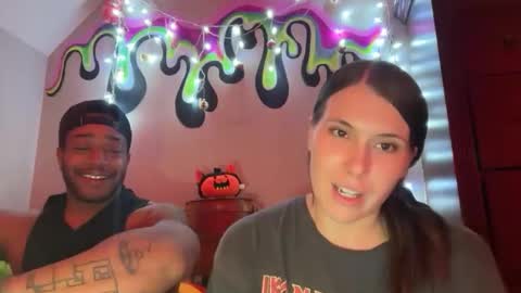 Snapshot of kinkycreative chatting on December 18, 2025, 2:06 am kinkycreative online show from December 18, 2025, 2:06 am