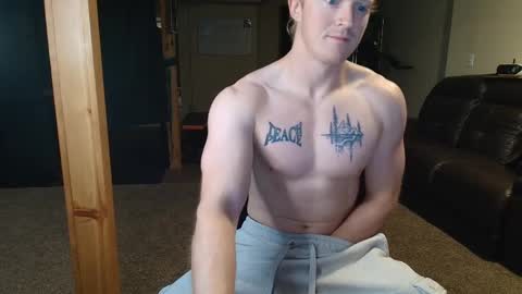 Snapshot of kinkycrusader chatting on December 5, 2025, 6:22 am Fabio online show from December 5, 2025, 6:22 am