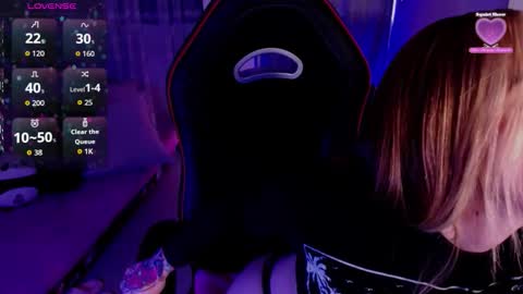 Snapshot of kinkydoll_ chatting on February 23, 2026, 9:12 pm Sara online show from February 23, 2026, 9:12 pm