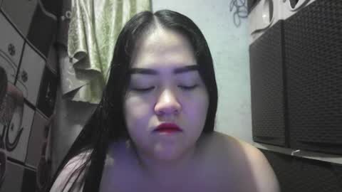 Snapshot of kinkyhotcumm chatting on October 13, 2025, 3:45 pm KAREN online show from October 13, 2025, 3:45 pm