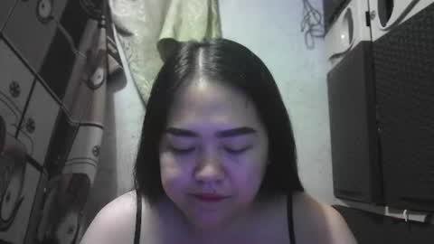 Snapshot of kinkyhotcumm chatting on October 14, 2025, 8:53 pm KAREN online show from October 14, 2025, 8:53 pm