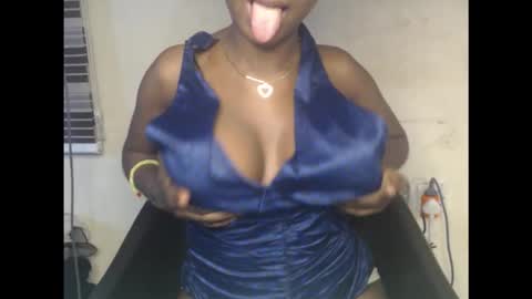 Snapshot of kinkyjuicexx chatting on September 30, 2025, 9:31 pm kinkyjuicexx online show from September 30, 2025, 9:31 pm